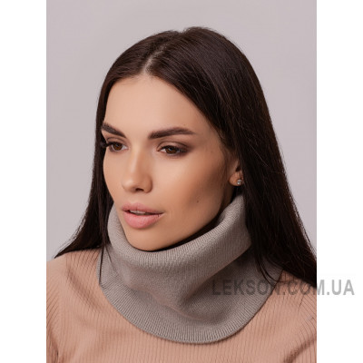 світла фісташка