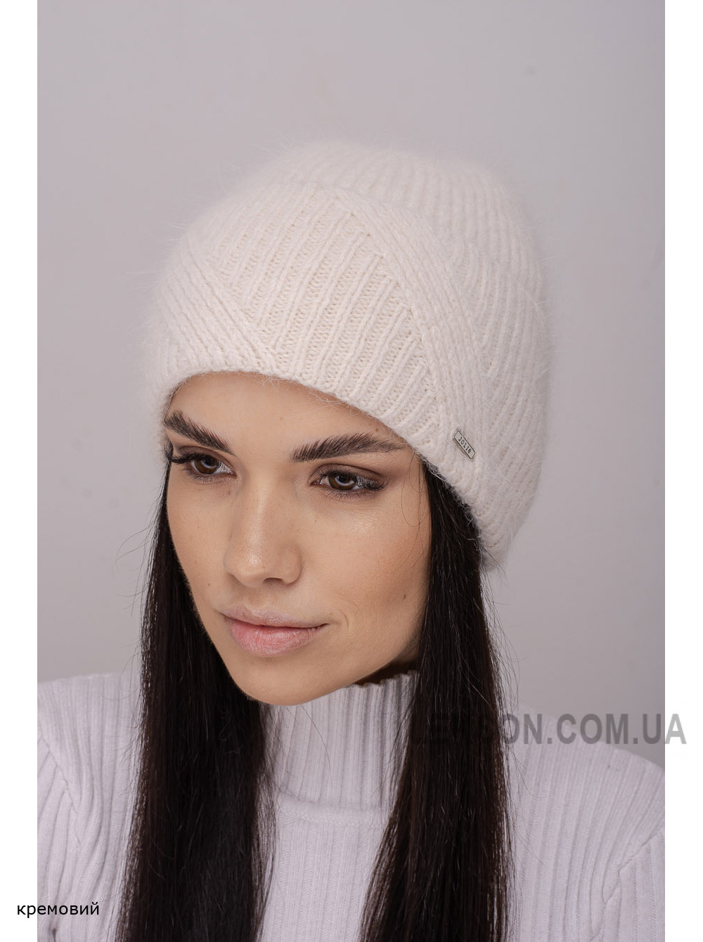 Жіноча шапка-ковпак з відворотом Матрiца