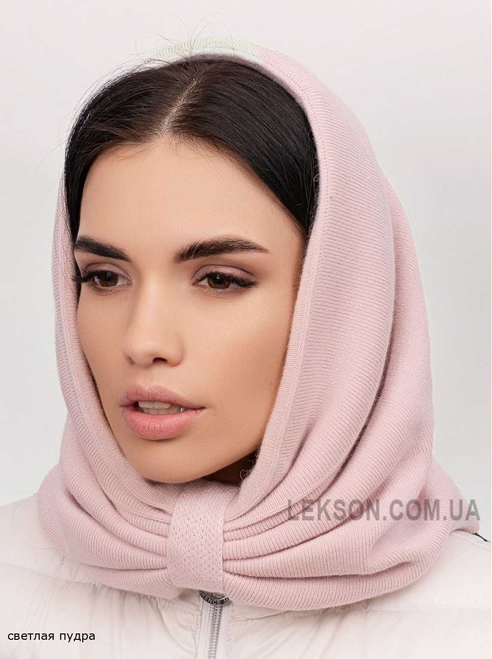 Женский капор Хоби