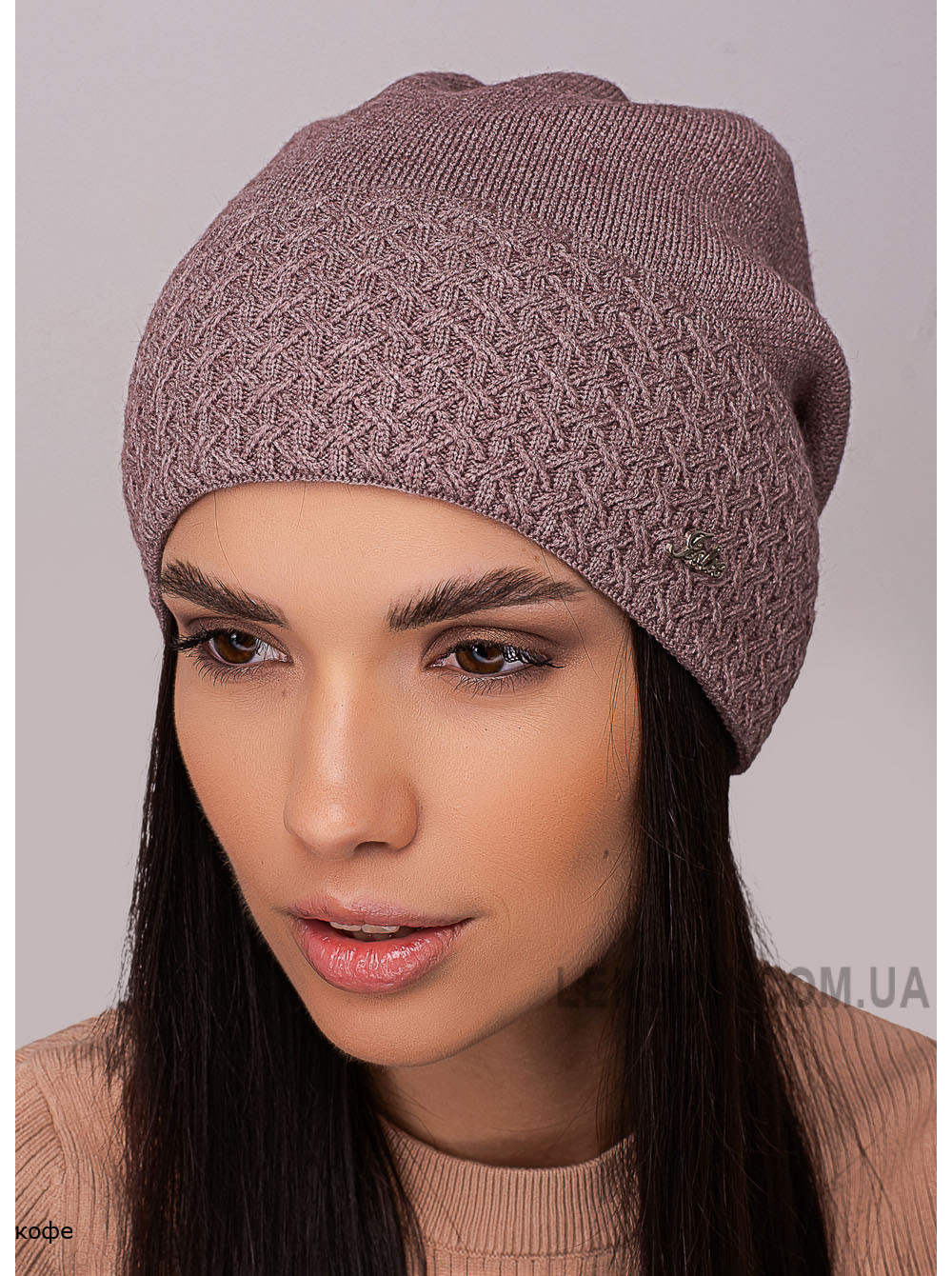 Женская шапка-колпак с отворотом Поэзия