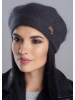 Лаура берет